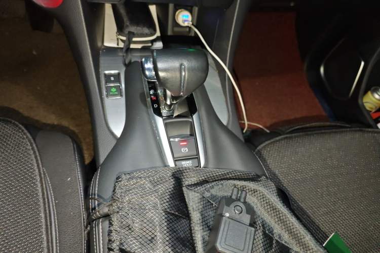 Used Honda Avancier 2019 240TURBO Two-Wheel Drive Comfort Version Gear Lever