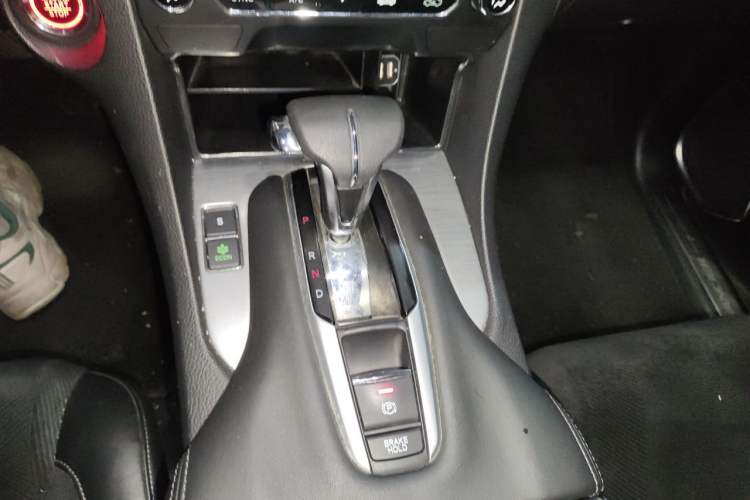 Used Honda Avancier 2019 240TURBO Two-Wheel Drive Elite Edition Gear Lever
