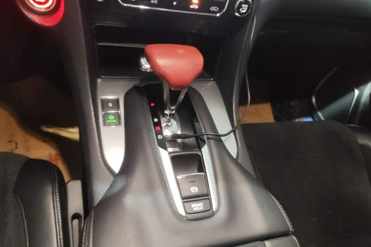 Used Honda Avancier 2019 240TURBO Two-Wheel Drive Elite Edition Gear Lever