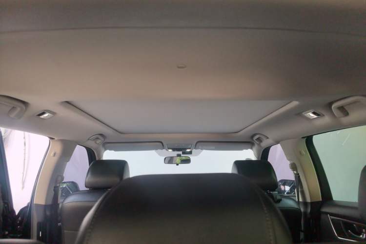 Used Honda Avancier 2019 240TURBO Two-Wheel Drive Luxury Edition Headliner