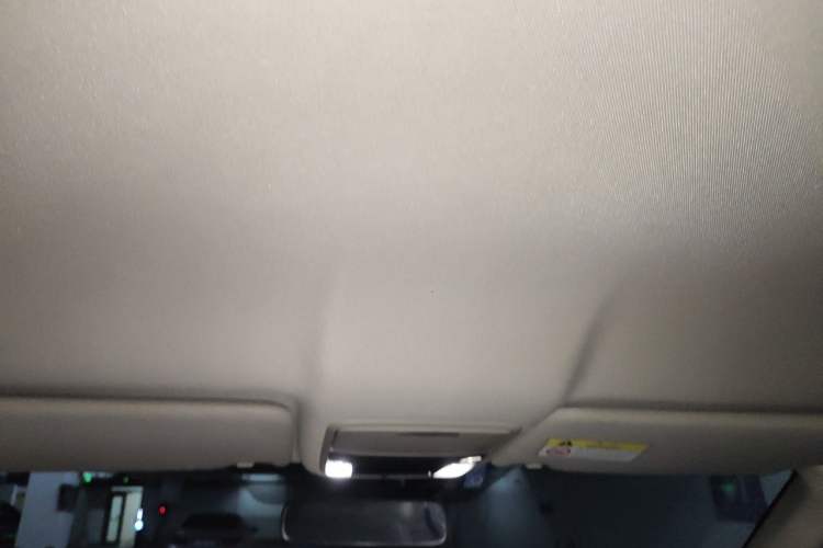 Used Honda Avancier 2019 240TURBO Two-Wheel Drive Elite Edition Headliner
