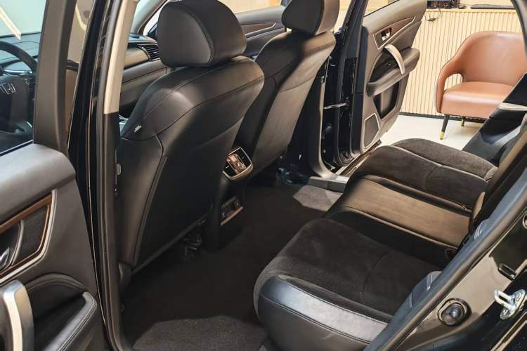 Used Honda Avancier 2019 240TURBO Two-Wheel Drive Elite Edition Interior 1