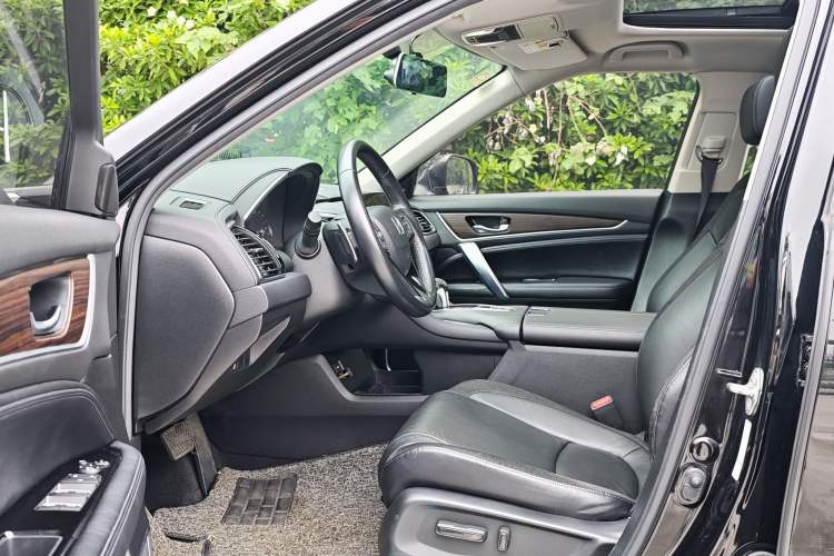 Used Honda Avancier 2019 240TURBO Two-Wheel Drive Comfort Version Interior 1