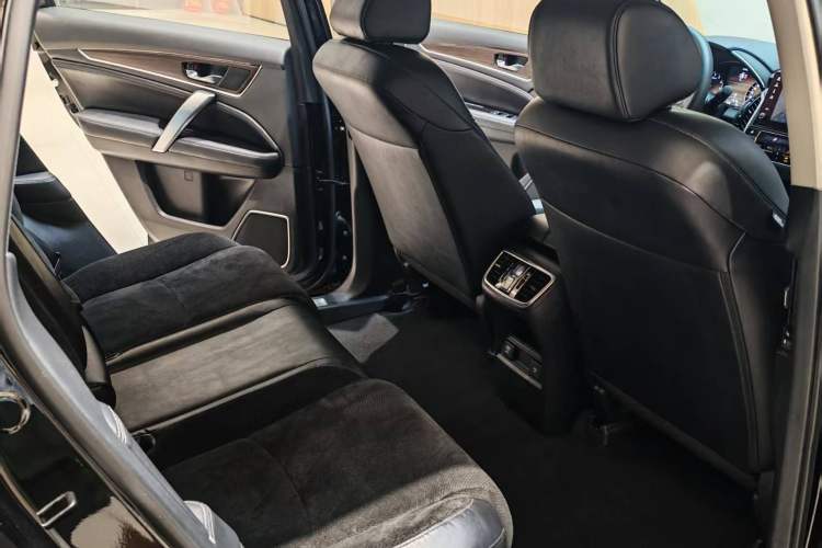 Used Honda Avancier 2019 240TURBO Two-Wheel Drive Elite Edition Interior 2