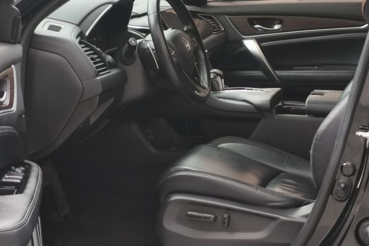 Used Honda Avancier 2019 240TURBO Two-Wheel Drive Luxury Edition Interior 3