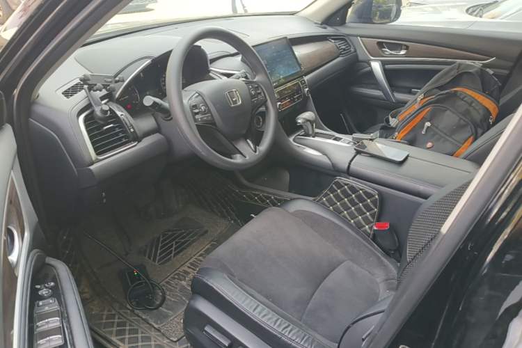Used Honda Avancier 2019 240TURBO Two-Wheel Drive Elite Edition Left Front Seat