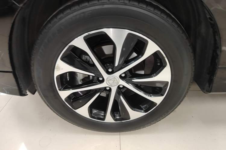 Used Honda Avancier 2019 240TURBO Two-Wheel Drive Comfort Version Left Front Wheel Hub