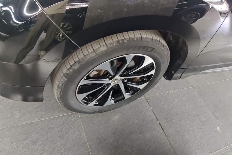 Used Honda Avancier 2019 240TURBO Two-Wheel Drive Luxury Edition Left Front Wheel Hub