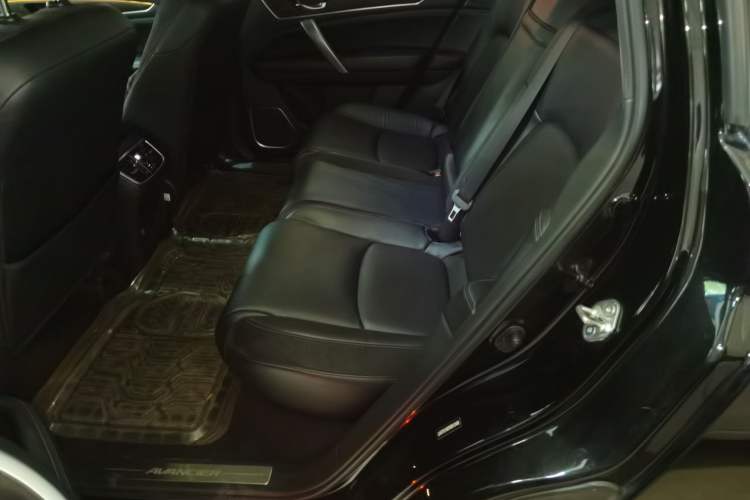 Used Honda Avancier 2019 240TURBO Two-Wheel Drive Premium Edition Left Rear Seat