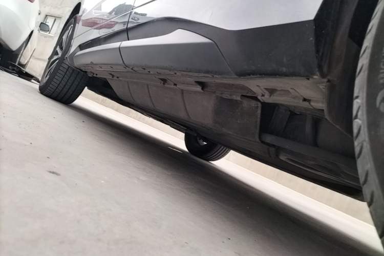 Used Honda Avancier 2019 240TURBO Two-Wheel Drive Luxury Edition Left Side Sill