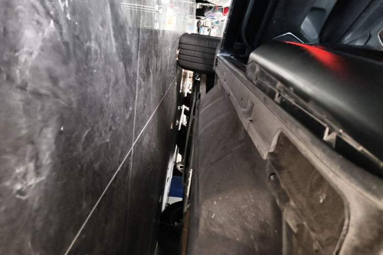 Used Honda Avancier 2019 240TURBO Two-Wheel Drive Elite Edition Left Side Sill
