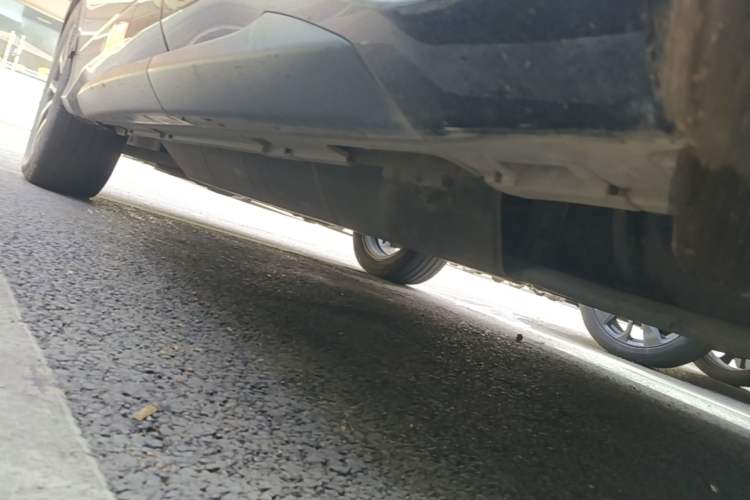 Used Honda Avancier 2019 240TURBO Two-Wheel Drive Elite Edition Left Side Sill