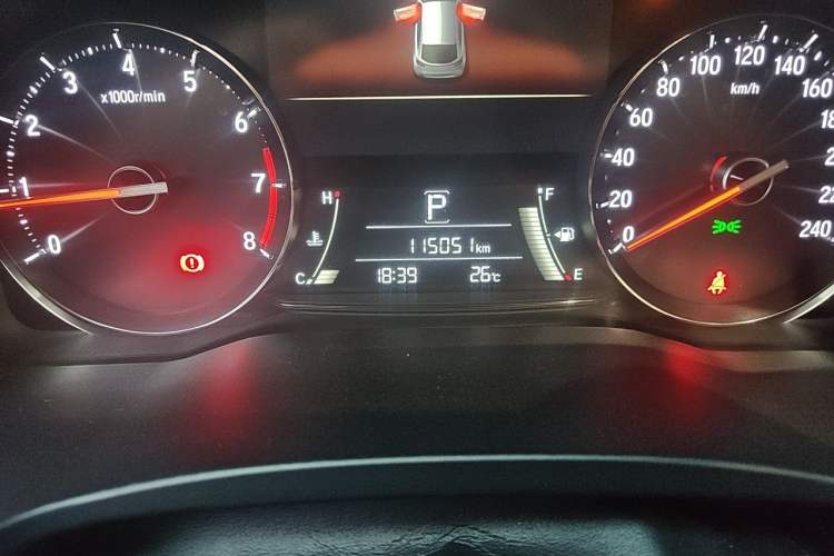 Used Honda Avancier 2019 240TURBO Two-Wheel Drive Elite Edition Odometer Close Up
