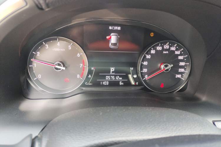 Used Honda Avancier 2019 240TURBO Two-Wheel Drive Comfort Version Odometer Close Up