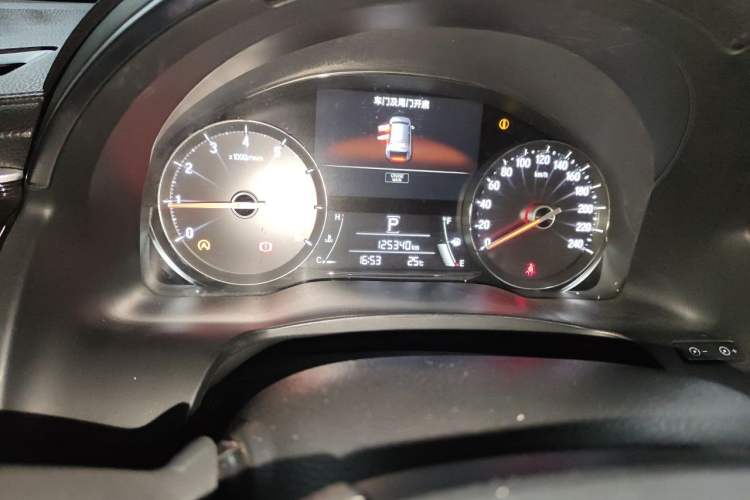 Used Honda Avancier 2019 240TURBO Two-Wheel Drive Elite Edition Odometer Close Up