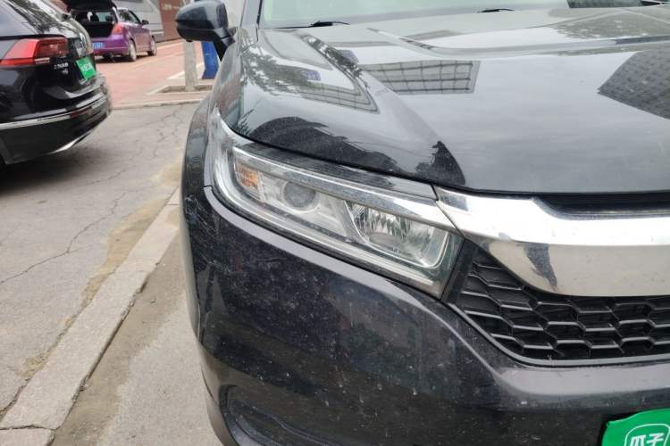 Used Honda Avancier 2019 240TURBO Two-Wheel Drive Elite Edition Right Front Headlight
