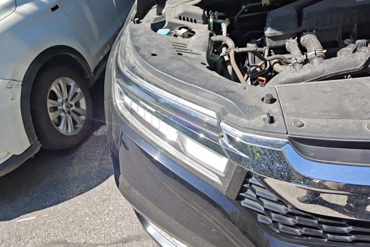 Used Honda Avancier 2019 240TURBO Two-Wheel Drive Premium Edition Right Front Headlight
