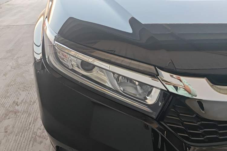 Used Honda Avancier 2019 240TURBO Two-Wheel Drive Elite Edition Right Front Headlight