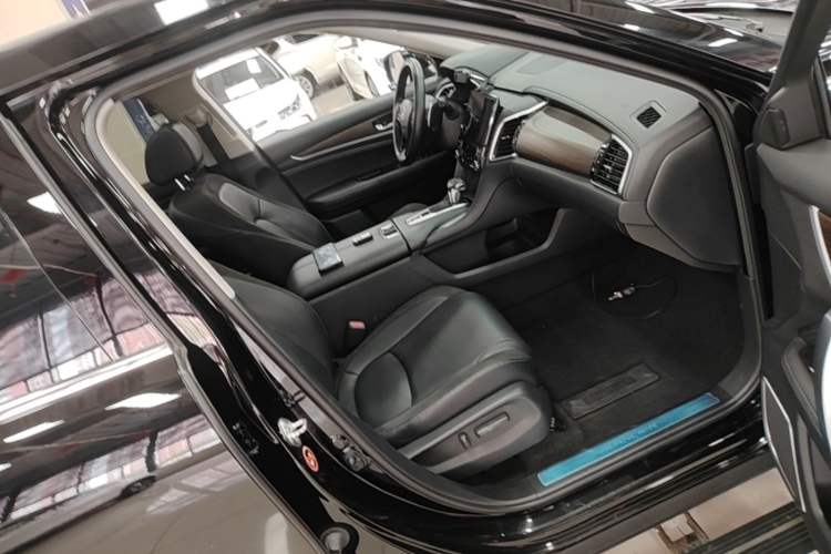 Used Honda Avancier 2019 240TURBO Two-Wheel Drive Comfort Version Right Front Seat