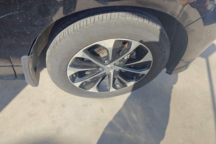 Used Honda Avancier 2019 240TURBO Two-Wheel Drive Elite Edition Right Front Wheel Hub