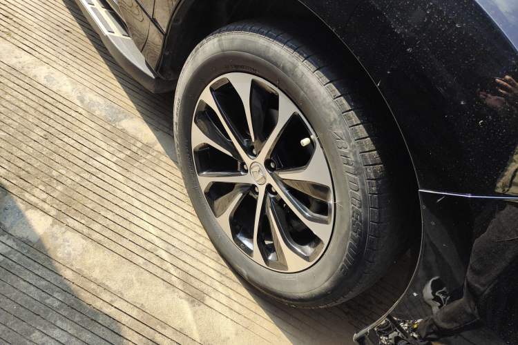 Used Honda Avancier 2019 240TURBO Two-Wheel Drive Comfort Version Right Front Wheel Hub