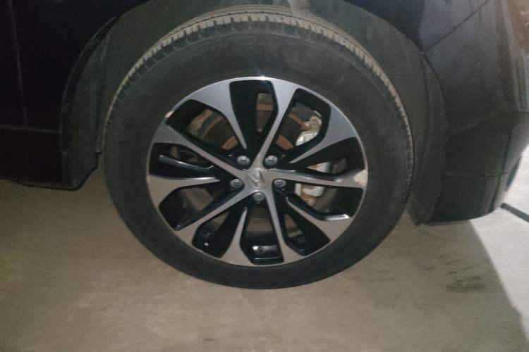 Used Honda Avancier 2019 240TURBO Two-Wheel Drive Elite Edition Right Front Wheel Hub