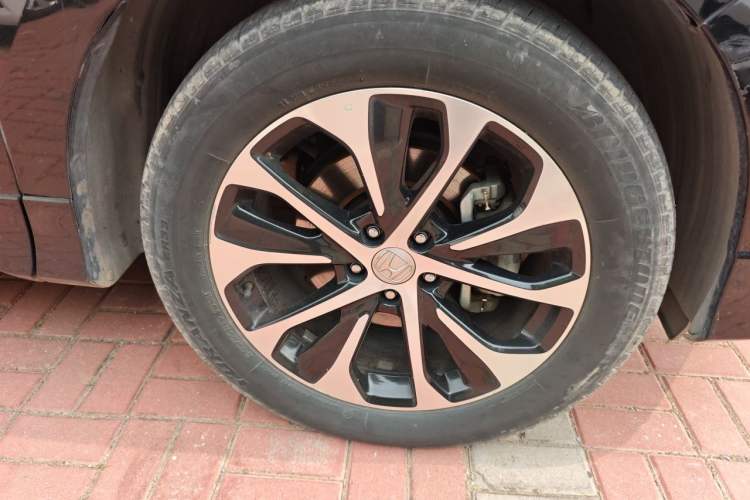 Used Honda Avancier 2019 240TURBO Two-Wheel Drive Elite Edition Right Front Wheel Hub