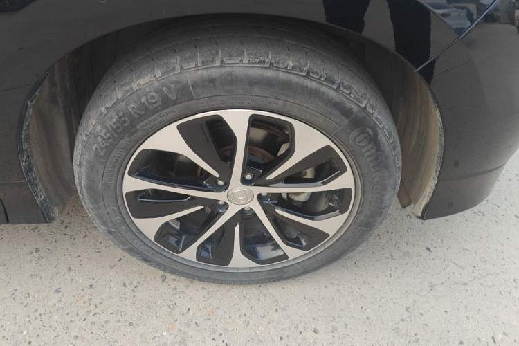 Used Honda Avancier 2019 240TURBO Two-Wheel Drive Elite Edition Right Front Wheel Hub