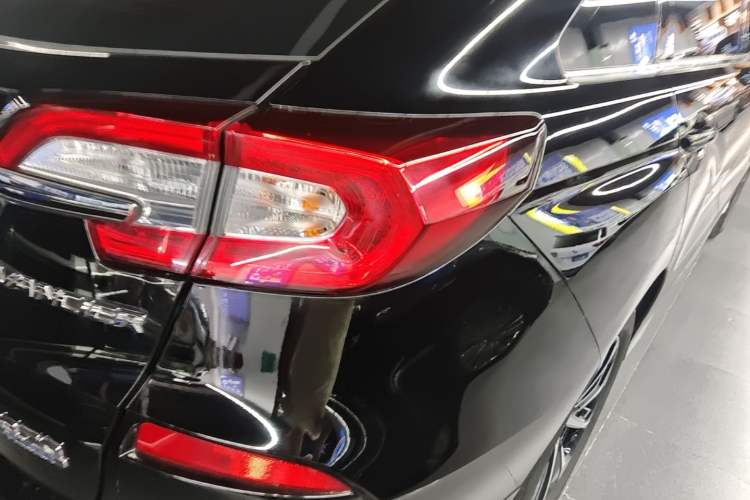 Used Honda Avancier 2019 240TURBO Two-Wheel Drive Luxury Edition Right Rear Taillight
