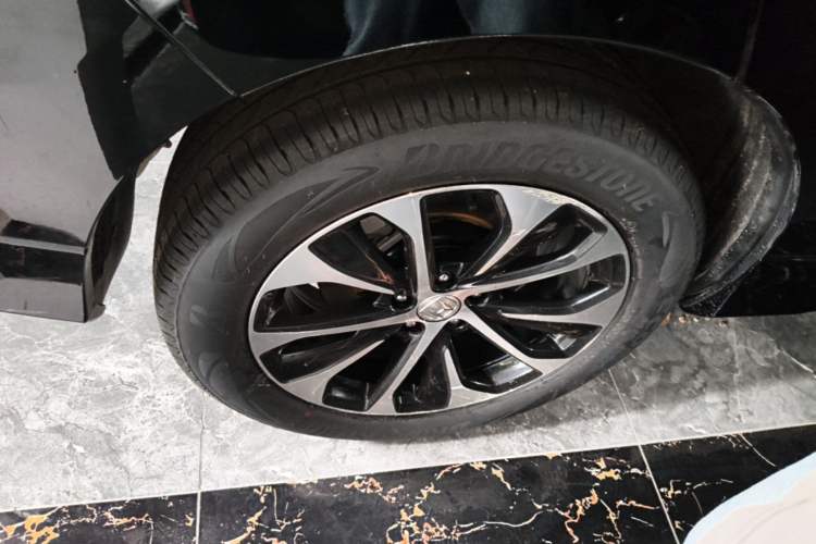 Used Honda Avancier 2019 240TURBO Two-Wheel Drive Elite Edition Right Rear Wheel Hub