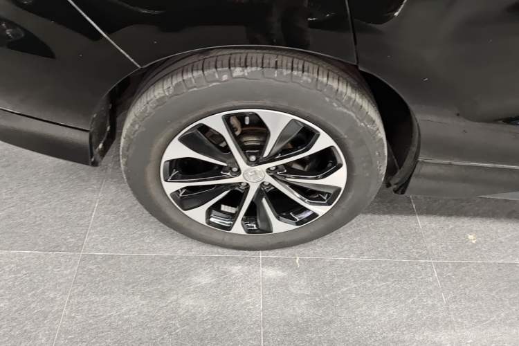 Used Honda Avancier 2019 240TURBO Two-Wheel Drive Luxury Edition Right Rear Wheel Hub