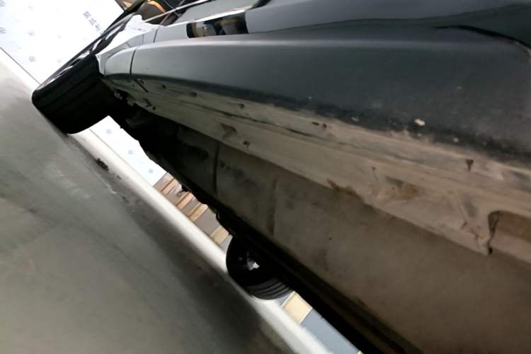 Used Honda Avancier 2019 240TURBO Two-Wheel Drive Premium Edition Right Side Sill
