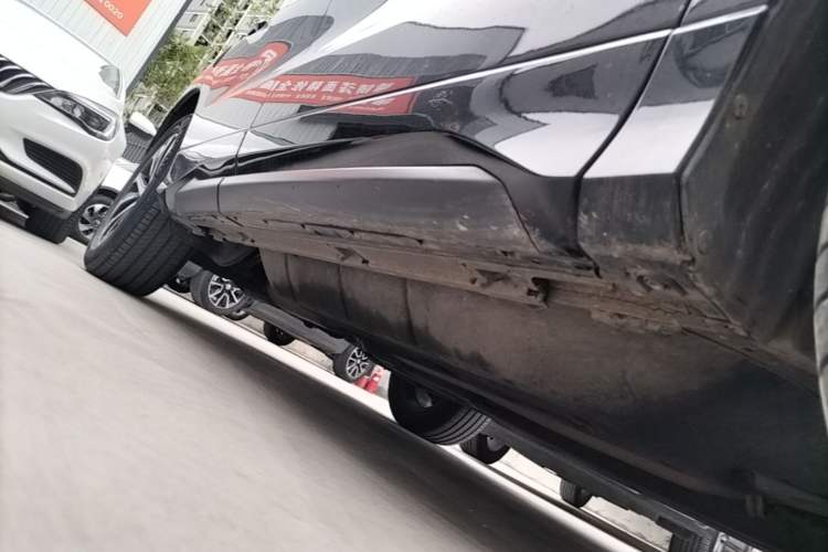 Used Honda Avancier 2019 240TURBO Two-Wheel Drive Luxury Edition Right Side Sill