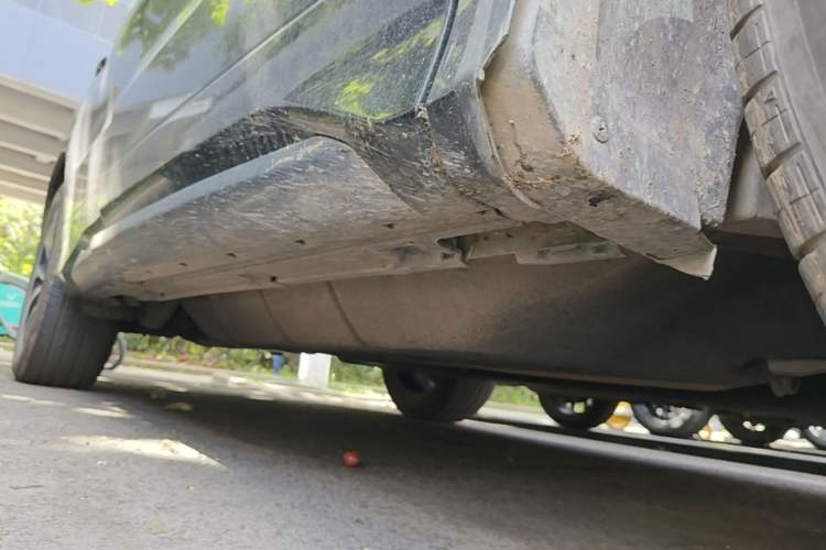 Used Honda Avancier 2019 240TURBO Two-Wheel Drive Elite Edition Right Side Sill