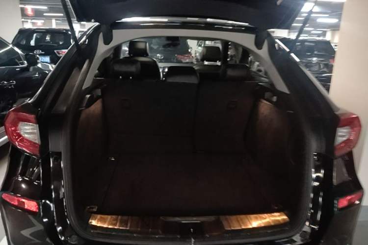Used Honda Avancier 2019 240TURBO Two-Wheel Drive Luxury Edition Trunk