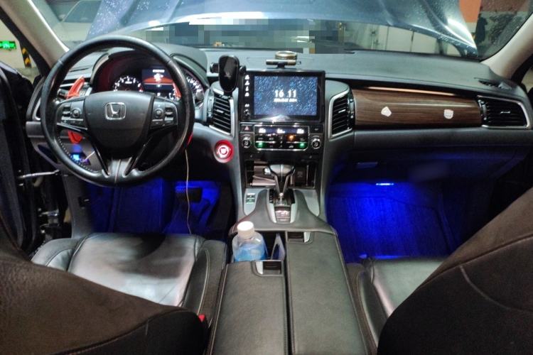 Used Honda Avancier 2019 240TURBO Two-Wheel Drive Prestige · Starry Sky Limited Edition Center Console