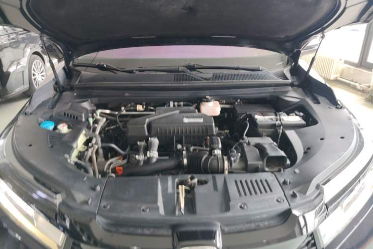 Used Honda Avancier 2019 240TURBO Two-Wheel Drive Premium Edition Engine Bay