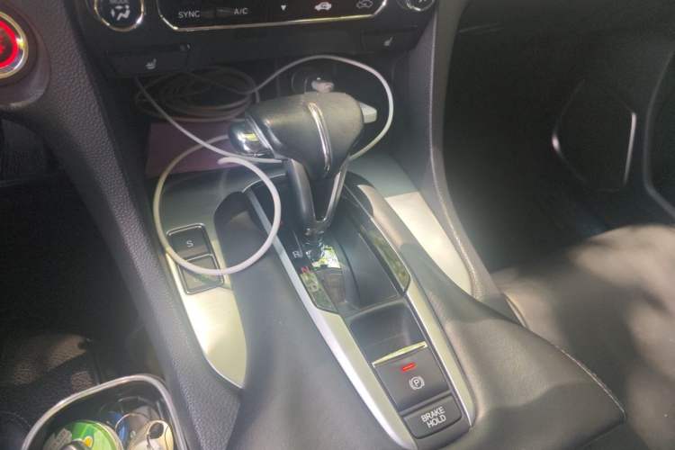 Used Honda Avancier 2019 240TURBO Two-Wheel Drive Luxury Edition Gear Lever