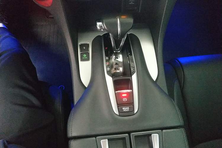 Used Honda Avancier 2019 240TURBO Two-Wheel Drive Luxury Edition Gear Lever