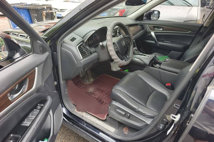 Used Honda Avancier 2019 240TURBO Two-Wheel Drive Premium Edition Interior 3