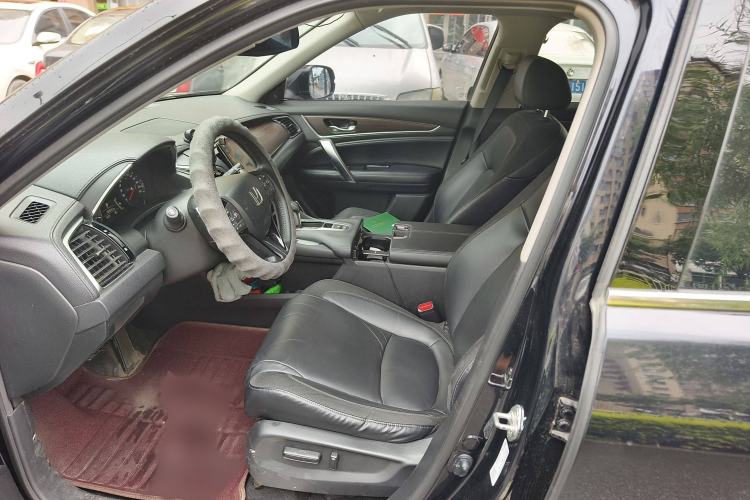 Used Honda Avancier 2019 240TURBO Two-Wheel Drive Premium Edition Left Front Seat
