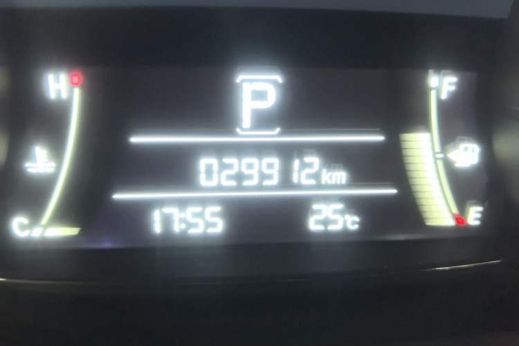 Used Honda Avancier 2019 240TURBO Two-Wheel Drive Premium Edition Odometer Close Up