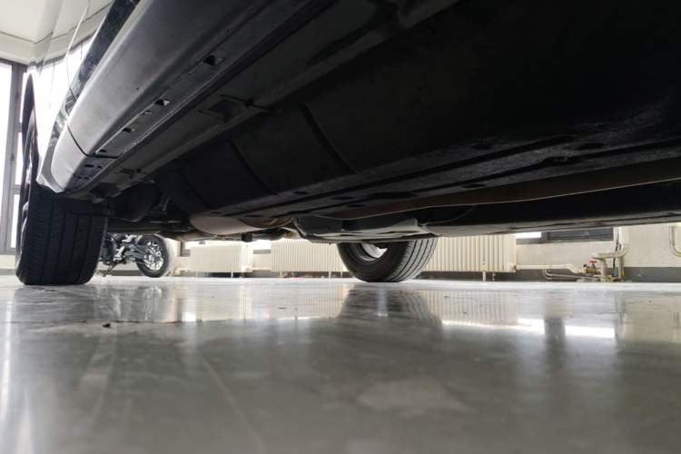 Used Honda Avancier 2019 240TURBO Two-Wheel Drive Premium Edition Right Side Sill