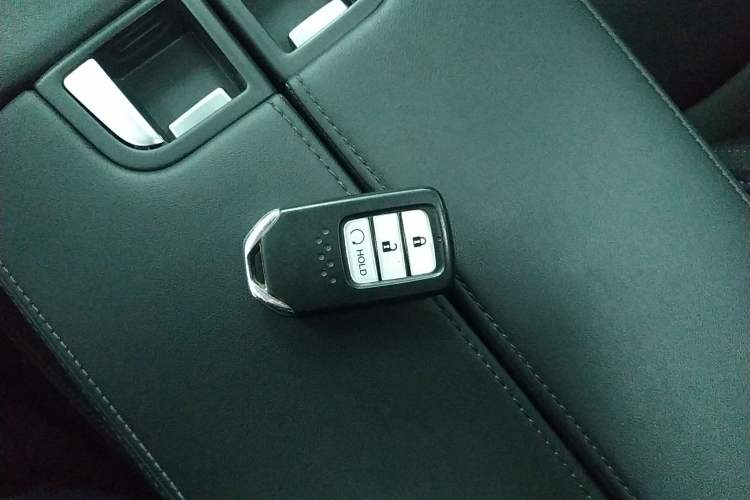 Used Honda Avancier 2019 240TURBO Two-Wheel Drive Luxury Edition Vehicle Key