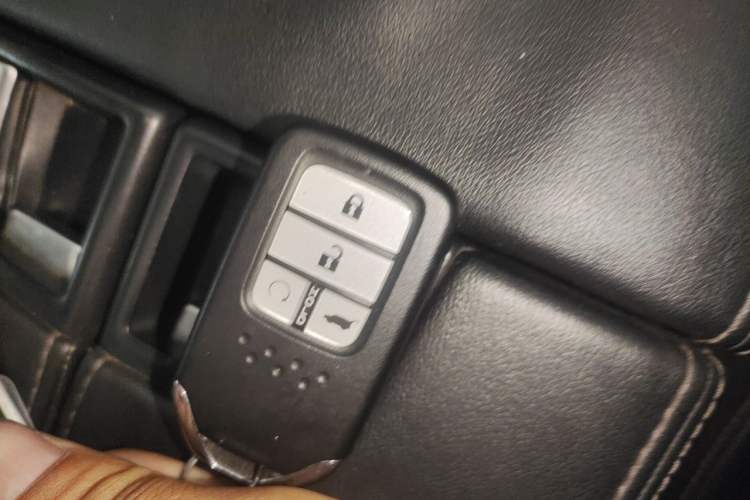 Used Honda Avancier 2019 240TURBO Two-Wheel Drive Prestige · Starry Sky Limited Edition Vehicle Key