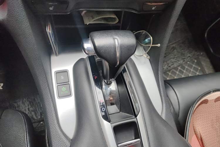 Used Honda Avancier 2019 240TURBO Two-Wheel Drive Prestige · Starry Sky Limited Edition Gear Lever