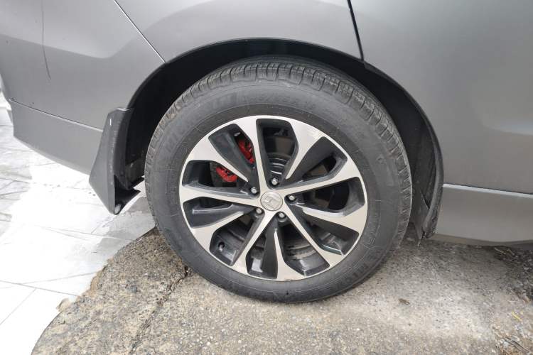 Used Honda Avancier 2019 240TURBO Two-Wheel Drive Comfort Version Right Rear Wheel Hub