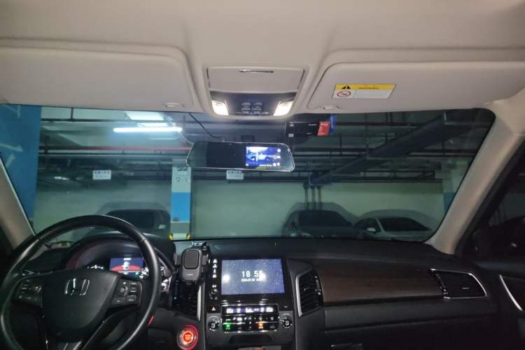 Used Honda Avancier 2019 240TURBO Two-Wheel Drive Comfort Version Headliner