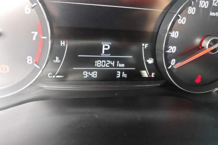 Used Honda Avancier 2019 240TURBO Two-Wheel Drive Premium Edition Odometer Close Up
