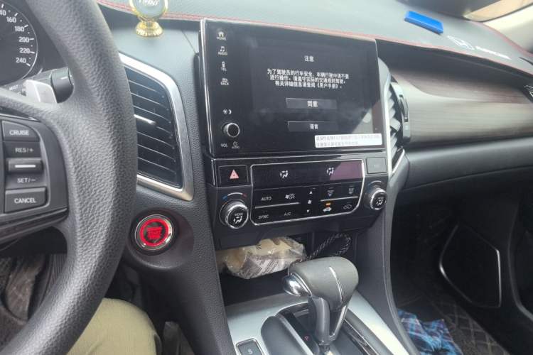 Used Honda Avancier 2019 240TURBO Two-Wheel Drive Elite Edition Audio And AC Panel
